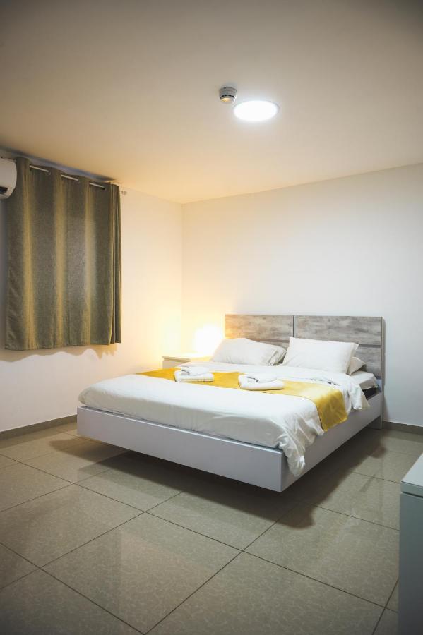 Agamim Hotel Ashkelon Exterior foto