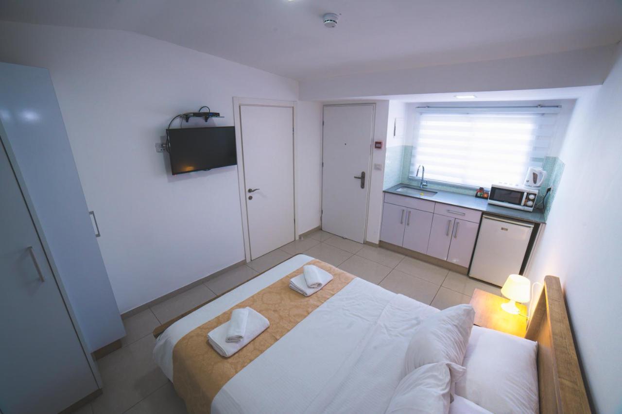 Agamim Hotel Ashkelon Exterior foto