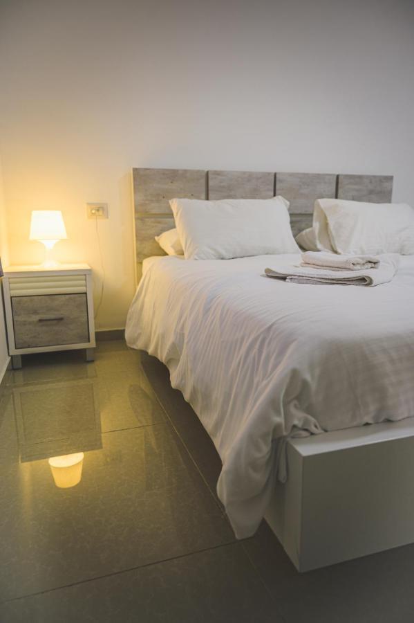 Agamim Hotel Ashkelon Exterior foto