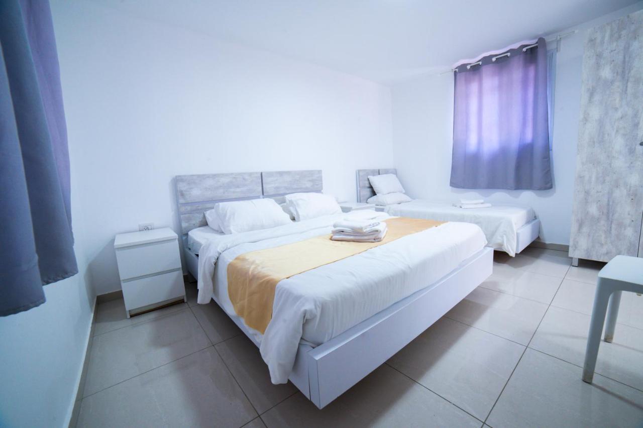 Agamim Hotel Ashkelon Exterior foto