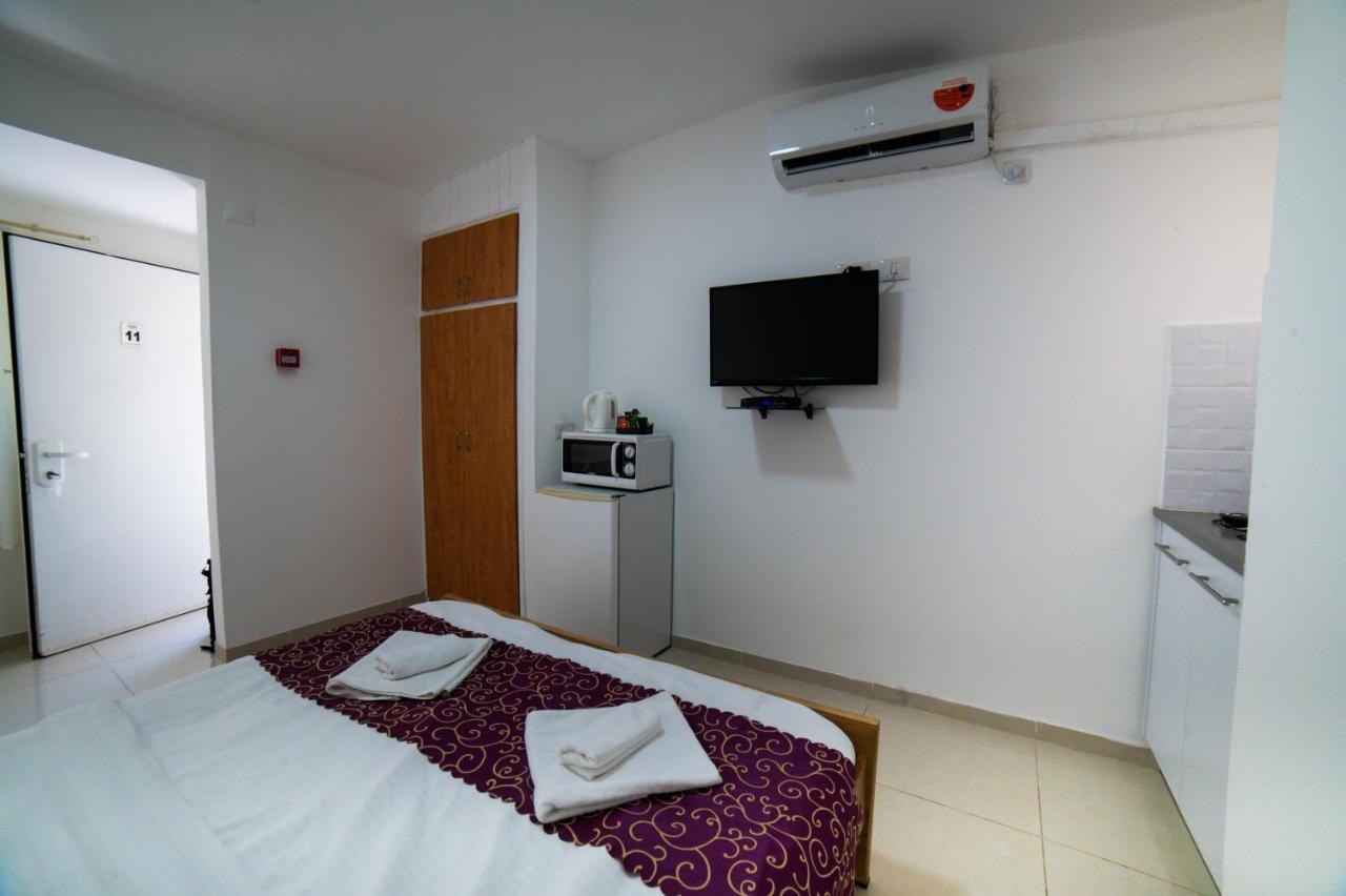 Agamim Hotel Ashkelon Exterior foto